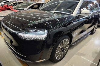 鸿蒙智行 问界M9 2024款 增程 Ultra版 52kWh 6座版