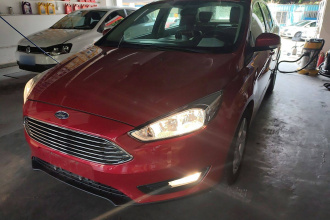 福特 福克斯 2015款 三厢 1.6L 自动舒适型