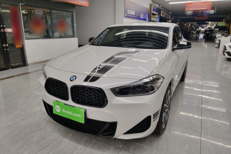 宝马X2 2021款 改款 sDrive25i 曜夜版