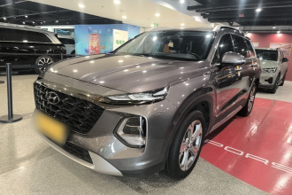 现代 胜达 2023款 旅行家 380T GDi 自动两驱GLX精英版