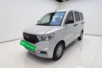五菱汽车 五菱宏光V 2021款 1.5L劲取版LAR
