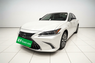 雷克萨斯ES 2022款 200 卓越版