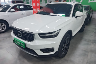 沃尔沃XC40 2020款 T4 四驱智雅豪华版