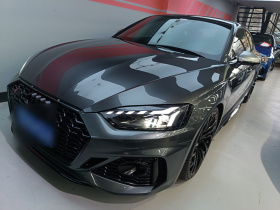 奥迪RS 5 2023款 RS 5 2.9T Sportback 黑曜版
