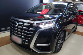 腾势D9 2024款 DM-i 1050 尊享型