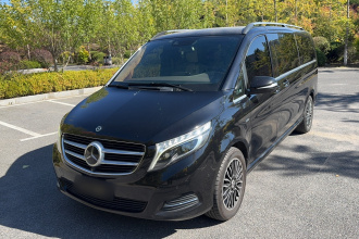 奔驰V级 2018款 V 260 L 尊贵加长版 国V