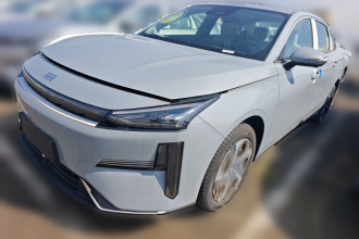 吉利银河 银河L6 2025款 EM-i 140km 探索+版