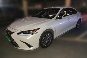 雷克萨斯ES 2022款 200 卓越版