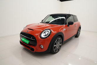 MINI 2019款 2.0T COOPER S 艺术家