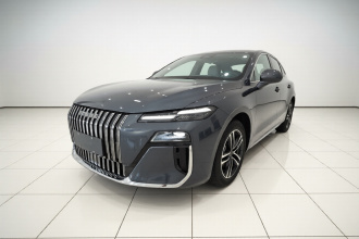 荣威M7 DMH 2025款 160km舒享版