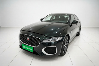 捷豹XFL 2024款 2.0T P250 两驱尊享豪华版