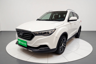 奔腾X40 2017款 1.6L 自动豪华型