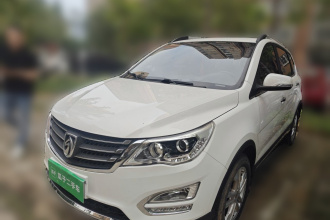 宝骏560 2016款 1.8L iAMT精英型