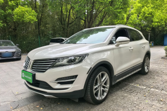 林肯MKC 2016款 2.0T 四驱尊耀版