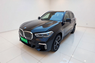 宝马X5 2022款 xDrive 40Li M运动套装