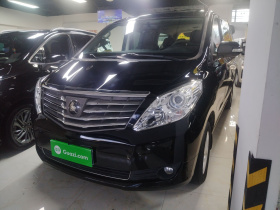 东风风行 菱智PLUS 2021款 2.0L 手动豪华型 7座