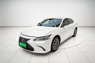 雷克萨斯ES 2023款 200 卓越版