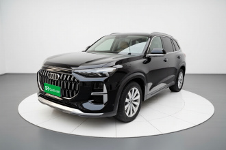 奥迪Q6 2024款 45 TFSI quattro 齐云型 羽林套装 6座