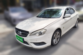 北京汽车 绅宝D70 2013款 2.0T 舒适版