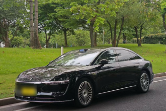 鸿蒙智行 享界S9 2026款 增程 Ultra 后驱 53kWh (192线激光雷达）