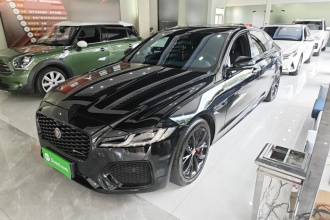 捷豹XFL 2021款 XFL 2.0T P250 两驱精英运动版