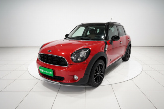 MINI Countryman 2016款 1.6T COOPER ALL4 Fun装备控