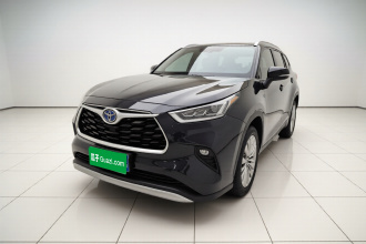 丰田 汉兰达 2022款 双擎 2.5L 四驱尊贵版 7座