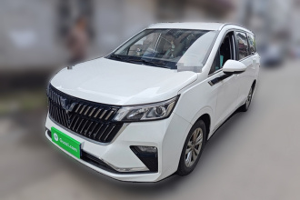 五菱汽车 五菱佳辰 2022款 1.5T CVT智享豪华型