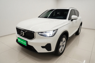 沃尔沃XC40 2023款 B3 智行时尚版