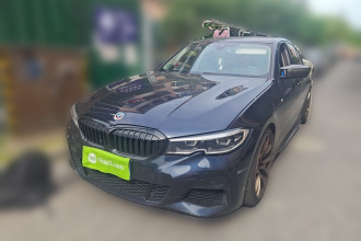宝马3系 2020款 330i M运动曜夜套装