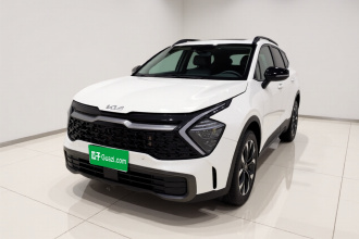 起亚 狮铂拓界 2023款 2.0T 两驱尊贵版