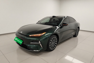 吉利银河 银河星耀8 2025款 130km EM-P 星舰版