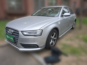 奥迪A4L 2015款 35 TFSI 自动标准型