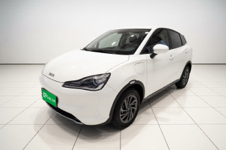 哪吒汽车 哪吒V 2022款 潮 300 Lite 三元锂