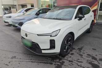 沃尔沃XC70插电式混动 2026款 两驱长续航Core
