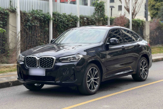 宝马X4 2022款 xDrive 30i M运动套装