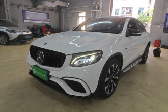 奔驰GLC轿跑 2017款 GLC 260 4MATIC 轿跑SUV