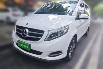 奔驰V级 2017款 V 260 领航版