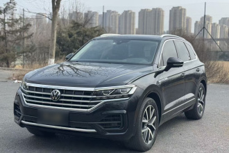 大众 途锐 2021款 3.0TSI 锐享版 经典运动套装