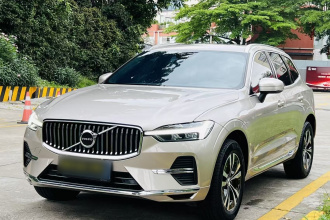 沃尔沃XC60 2025款 B5 四驱智逸豪华版