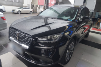 林肯 冒险家 2022款 2.0T 两驱尊雅版