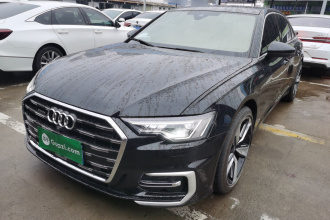 奥迪A6L 2024款 45 TFSI quattro 臻选动感型