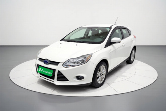 福特 福克斯 2015款 两厢 1.6L 手动风尚型