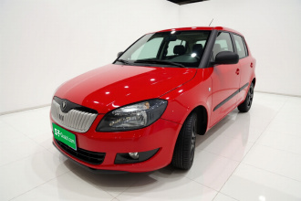 斯柯达 晶锐 2012款 1.6L 自动酷黑版