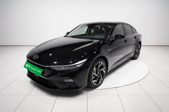 现代 伊兰特 2026款 1.5L CVT GLX精英版