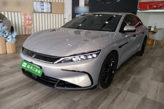 比亚迪 汉 2025款 DM-i 智驾版 245KM尊荣型