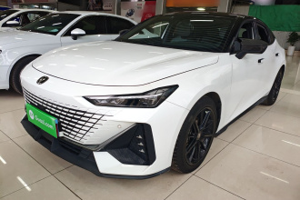 长安UNI-V 2022款 1.5T 卓越型