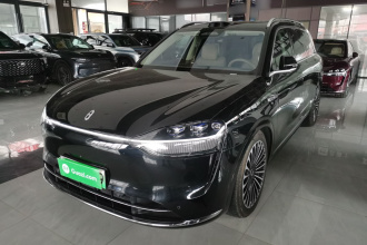 鸿蒙智行 问界M9 2025款 增程 Ultra版 52kWh 6座版（192线激光雷达）