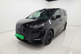 腾势D9 2025款 DM-i 智驾版 1020 四驱旗舰型