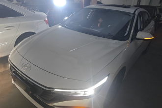 现代 伊兰特 2023款 1.5L CVT GLX精英版
